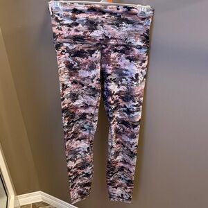 Lululemon Align 25” Multicoloured- Sz 6